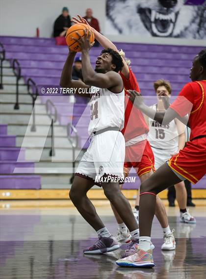 Thumbnail 2 in Judge Memorial vs. Elko (Riverton Holiday Tournament) photogallery.
