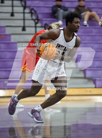 Thumbnail 3 in Judge Memorial vs. Elko (Riverton Holiday Tournament) photogallery.