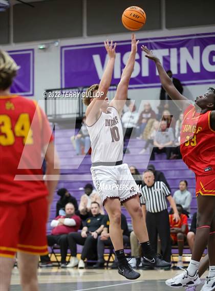 Thumbnail 2 in Judge Memorial vs. Elko (Riverton Holiday Tournament) photogallery.