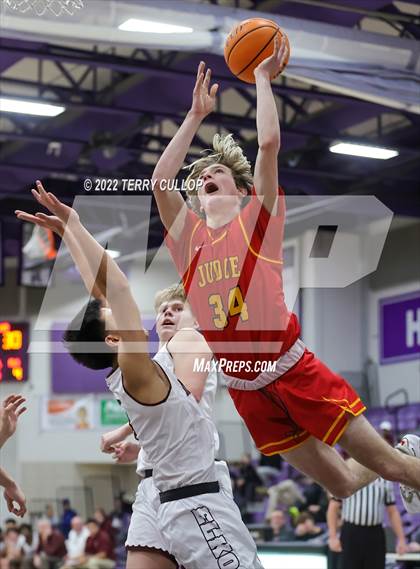 Thumbnail 3 in Judge Memorial vs. Elko (Riverton Holiday Tournament) photogallery.