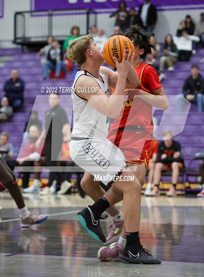 Thumbnail 3 in Judge Memorial vs. Elko (Riverton Holiday Tournament) photogallery.