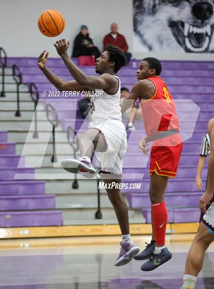 Thumbnail 3 in Judge Memorial vs. Elko (Riverton Holiday Tournament) photogallery.