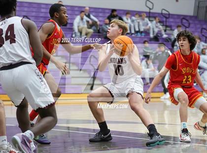 Thumbnail 3 in Judge Memorial vs. Elko (Riverton Holiday Tournament) photogallery.