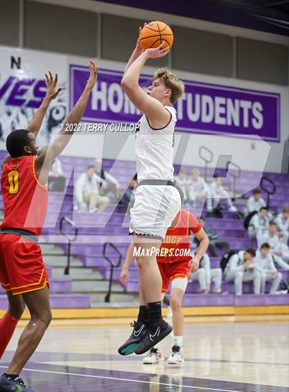 Thumbnail 1 in Judge Memorial vs. Elko (Riverton Holiday Tournament) photogallery.
