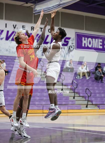 Thumbnail 2 in Judge Memorial vs. Elko (Riverton Holiday Tournament) photogallery.