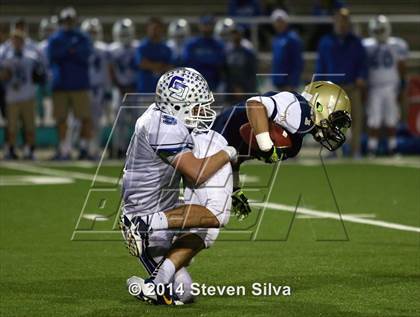 Thumbnail 1 in La Jolla Country Day vs. Vincent Memorial (CIF SDS D5 Final) photogallery.