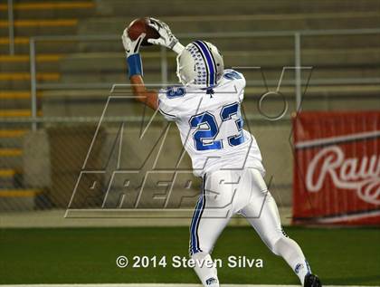 Thumbnail 1 in La Jolla Country Day vs. Vincent Memorial (CIF SDS D5 Final) photogallery.