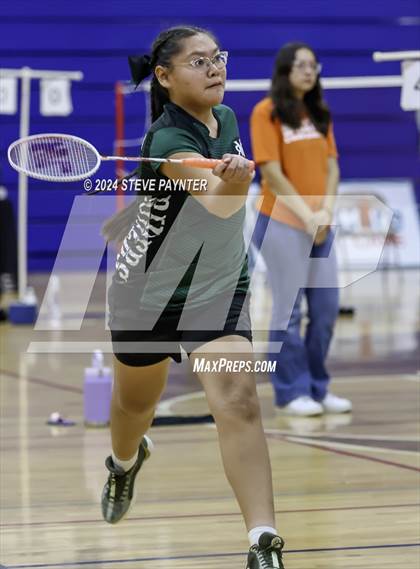 Thumbnail 1 in AIA D1/D2 Badminton Semis (Singles/Doubles) photogallery.