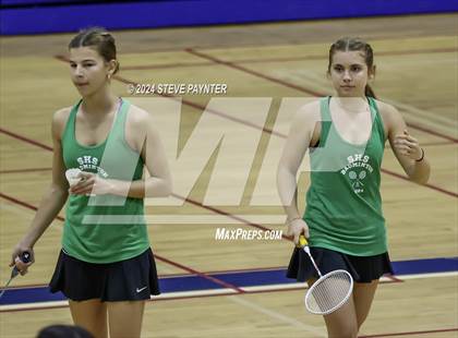 Thumbnail 1 in AIA D1/D2 Badminton Semis (Singles/Doubles) photogallery.