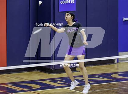 Thumbnail 3 in AIA D1/D2 Badminton Semis (Singles/Doubles) photogallery.