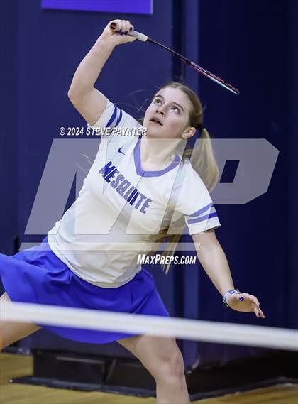 Thumbnail 1 in AIA D1/D2 Badminton Semis (Singles/Doubles) photogallery.