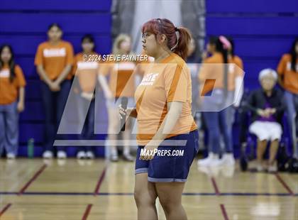 Thumbnail 1 in AIA D1/D2 Badminton Semis (Singles/Doubles) photogallery.