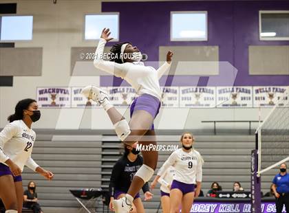 Thumbnail 3 in Ardrey Kell vs Davie (NCHSAA Round 3) photogallery.