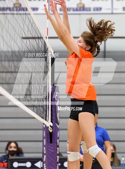 Thumbnail 3 in Ardrey Kell vs Davie (NCHSAA Round 3) photogallery.