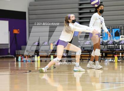 Thumbnail 3 in Ardrey Kell vs Davie (NCHSAA Round 3) photogallery.