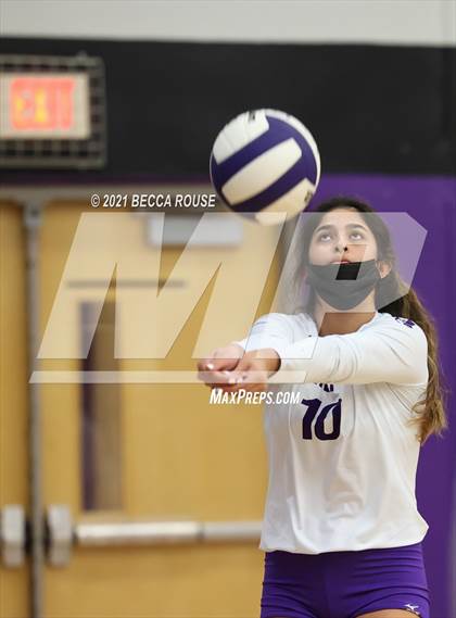Thumbnail 2 in Ardrey Kell vs Davie (NCHSAA Round 3) photogallery.