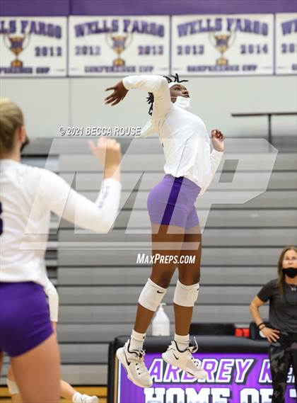 Thumbnail 3 in Ardrey Kell vs Davie (NCHSAA Round 3) photogallery.