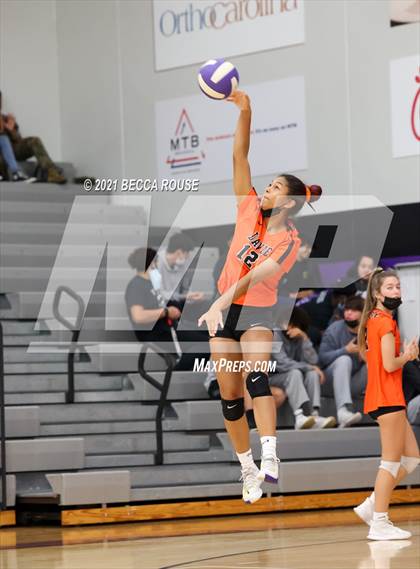 Thumbnail 3 in Ardrey Kell vs Davie (NCHSAA Round 3) photogallery.