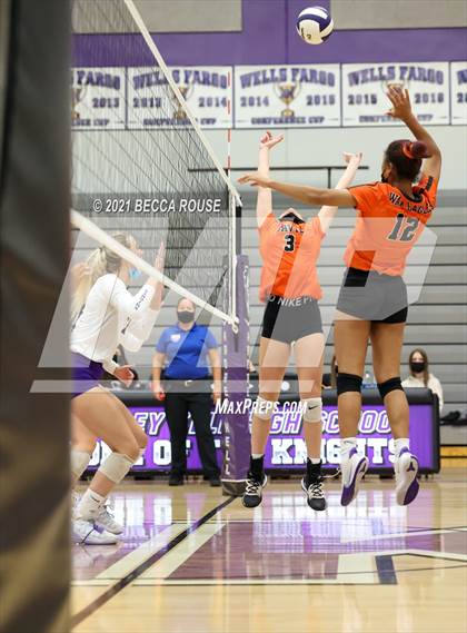 Thumbnail 2 in Ardrey Kell vs Davie (NCHSAA Round 3) photogallery.