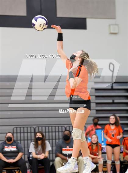 Thumbnail 1 in Ardrey Kell vs Davie (NCHSAA Round 3) photogallery.