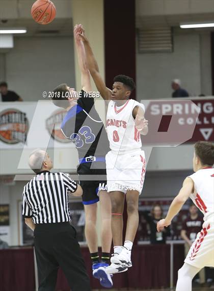 Thumbnail 1 in Bishop O'Connell vs Albany Academy (Spalding Hoophall Classic) photogallery.