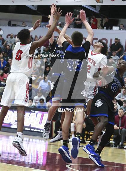 Thumbnail 3 in Bishop O'Connell vs Albany Academy (Spalding Hoophall Classic) photogallery.