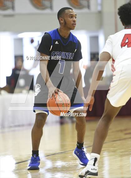 Thumbnail 1 in Bishop O'Connell vs Albany Academy (Spalding Hoophall Classic) photogallery.