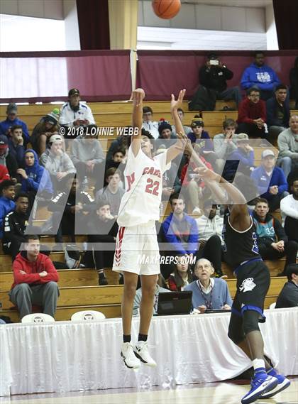 Thumbnail 2 in Bishop O'Connell vs Albany Academy (Spalding Hoophall Classic) photogallery.