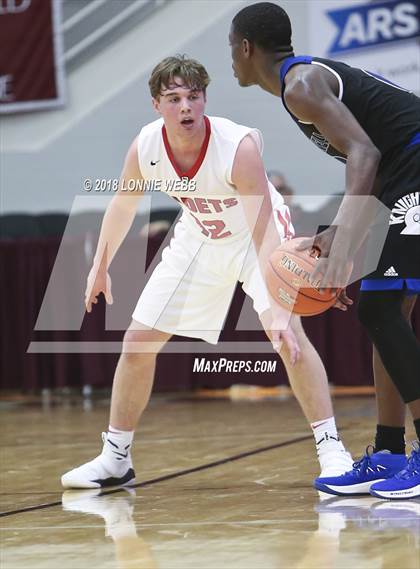 Thumbnail 1 in Bishop O'Connell vs Albany Academy (Spalding Hoophall Classic) photogallery.