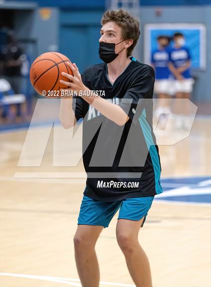 Thumbnail 1 in Kailua vs Kapolei (HHSAA D1 1st Round Playoff) photogallery.