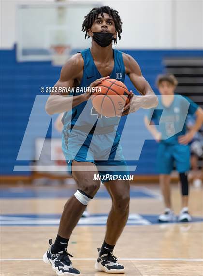 Thumbnail 2 in Kailua vs Kapolei (HHSAA D1 1st Round Playoff) photogallery.