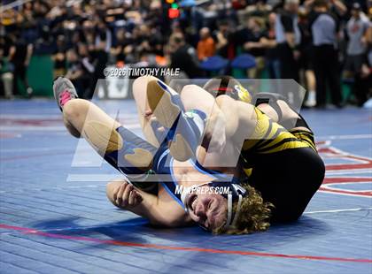 Thumbnail 2 in NCHSAA 6A State Championship (Final) photogallery.