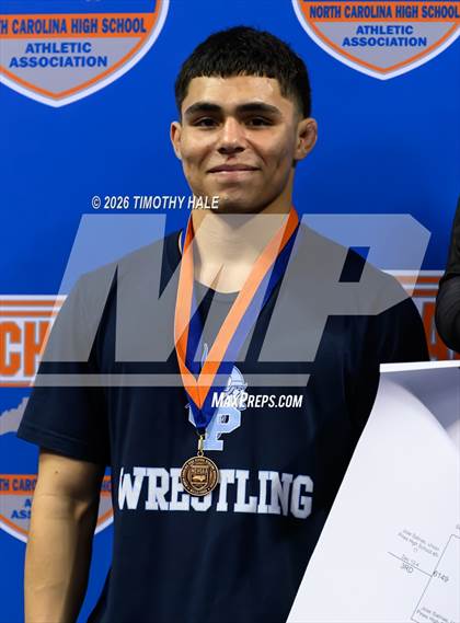 Thumbnail 2 in NCHSAA 6A State Championship (Final) photogallery.