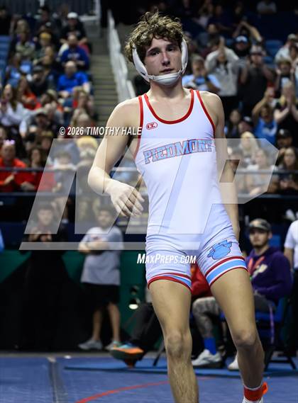 Thumbnail 2 in NCHSAA 6A State Championship (Final) photogallery.