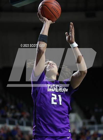 Thumbnail 1 in Pickerington Central vs Olentangy Orange (OHSAA D1 Regional Final) photogallery.