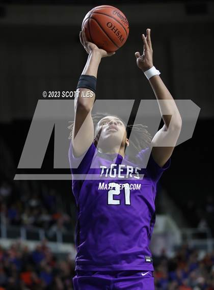Thumbnail 3 in Pickerington Central vs Olentangy Orange (OHSAA D1 Regional Final) photogallery.