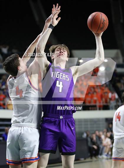 Thumbnail 1 in Pickerington Central vs Olentangy Orange (OHSAA D1 Regional Final) photogallery.