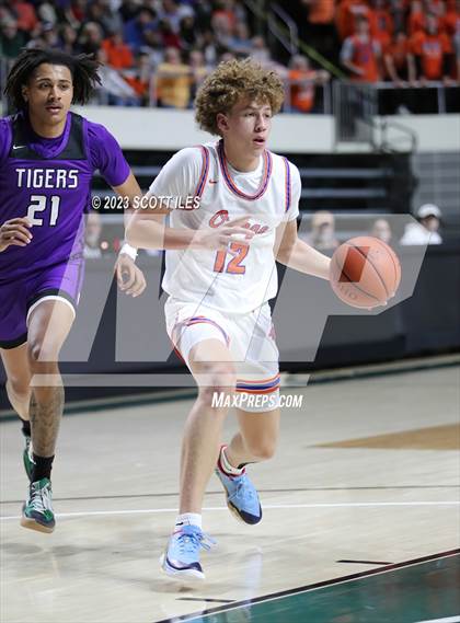 Thumbnail 2 in Pickerington Central vs Olentangy Orange (OHSAA D1 Regional Final) photogallery.