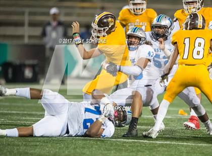 Thumbnail 3 in Eastlake vs. El Camino (CIF SDS D1 Football Finals) photogallery.