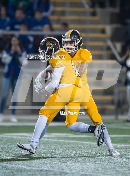 Thumbnail 2 in Eastlake vs. El Camino (CIF SDS D1 Football Finals) photogallery.
