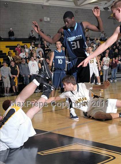 Thumbnail 2 in Del Oro vs Oakmont (Del Oro Basketball Invitational) photogallery.