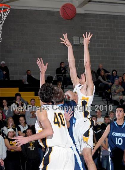 Thumbnail 1 in Del Oro vs Oakmont (Del Oro Basketball Invitational) photogallery.