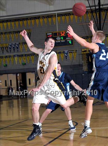 Thumbnail 1 in Del Oro vs Oakmont (Del Oro Basketball Invitational) photogallery.