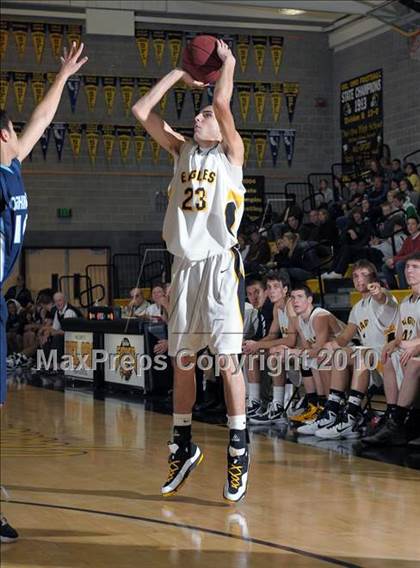 Thumbnail 2 in Del Oro vs Oakmont (Del Oro Basketball Invitational) photogallery.