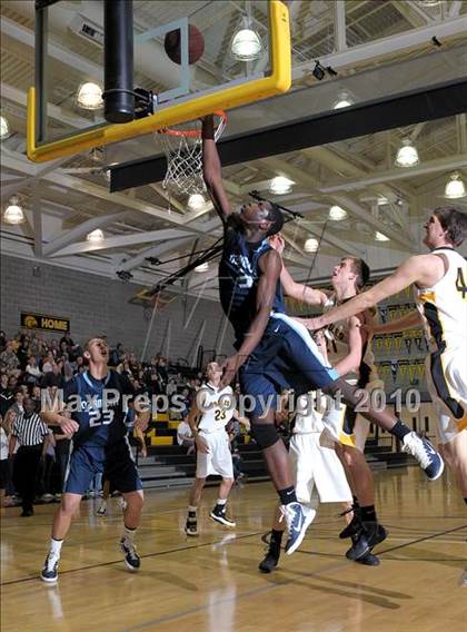 Thumbnail 3 in Del Oro vs Oakmont (Del Oro Basketball Invitational) photogallery.
