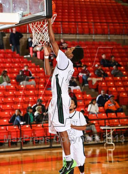 Thumbnail 2 in Trimble Tech vs. Plano (DFW Basketball Challenge) photogallery.