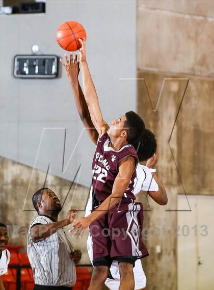 Thumbnail 3 in Trimble Tech vs. Plano (DFW Basketball Challenge) photogallery.