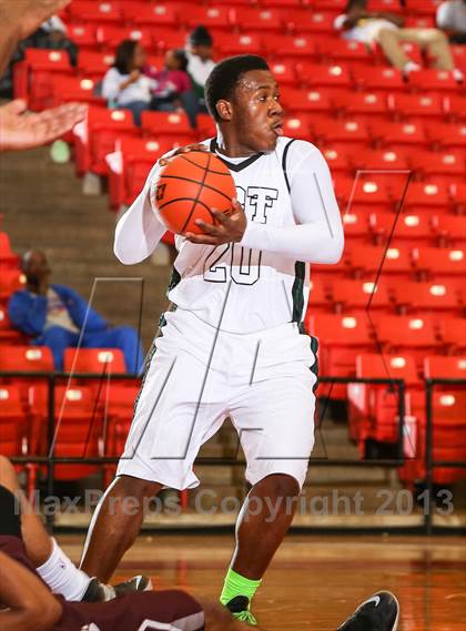 Thumbnail 2 in Trimble Tech vs. Plano (DFW Basketball Challenge) photogallery.