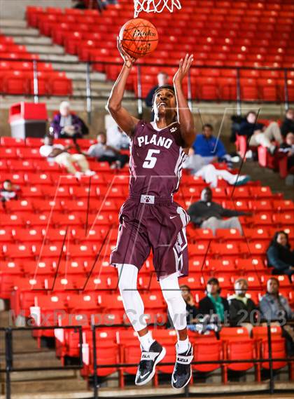 Thumbnail 3 in Trimble Tech vs. Plano (DFW Basketball Challenge) photogallery.