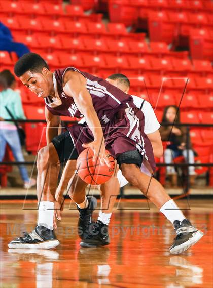 Thumbnail 2 in Trimble Tech vs. Plano (DFW Basketball Challenge) photogallery.
